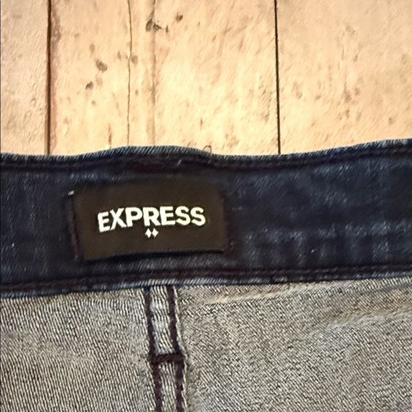 Express‎ Dark Blue Jean Shorts w/ Frayed Hem Sz 10 Coastal Cowboy Beach Vacation - Picture 2 of 10